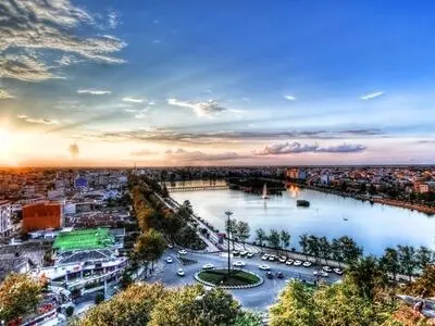 شهروندان لاهیجانی با ارائه ایده های خود در شهر سرمایه گذاری کنند