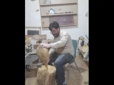ذوالفقار بیتانه میراث ناملموسی بود که گمنام زیست و گمنام رفت/ سازندگان ساز دستشان خالی است و حرفشان خریدار ندارد/ هیچ بیمه‌ای ندارم 