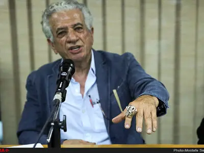 شیرهای ایران بر دیوارهای موزه و نگین انگشتری یک هنرمند/رویاهای ۵۰ ساله‌ پرویز تناولی+عکس