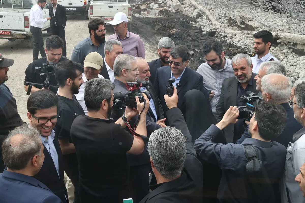 اعضای مجمع نمایندگان استان تهران از تاسیسات انبار نفت ری بازدید کردند
