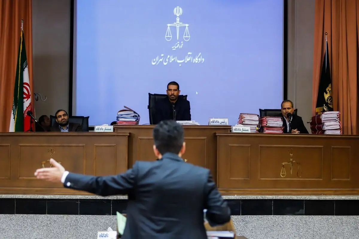مشروح دادگاه ۲۱ متهم کلان ارزی 