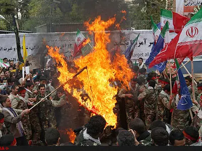 فی طهران وسائر مدن البلاد.. انطلاق مسیرات الیوم الوطنی لمقارعة الاستکبار العالمی  