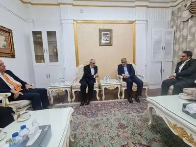 دیدار استاندار و هیات اقتصادی البرز با سرکنسول‌گری ایران در چین