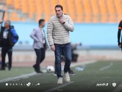 جنجال ادموند بزیک و اخراج در دربی!