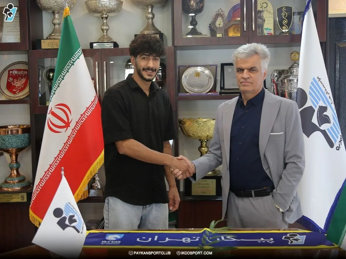 پیکان یک وینگر جوان و گلزن خرید