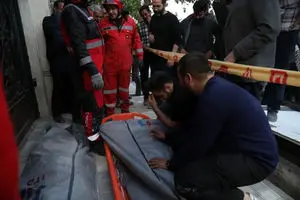 کشته و زخمی شدن ۳ کارگر بر اثر ریزش آوار درمشهد