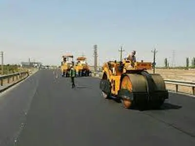 توزیع بیش از ۱۷۰۰۰ تن قیر رایگان در بین شهرداری های آذربایجان غربی