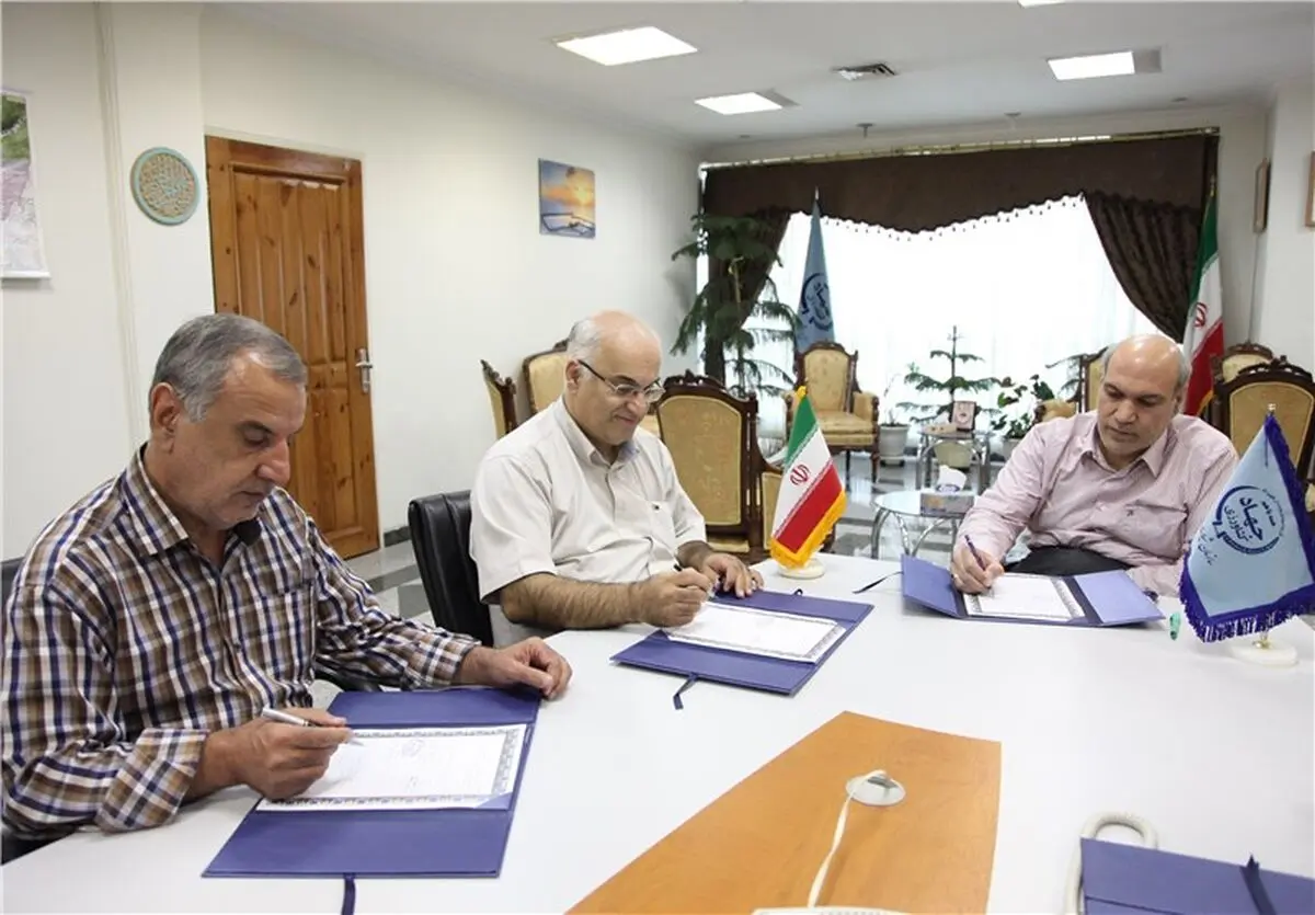 انتخاب مدیران لایق و مسلط به کار مشکلات کشور را حل می‌کند / دولت از اطلاعات بخش خصوصی در تصمیم‌گیری‌ها استفاده کند