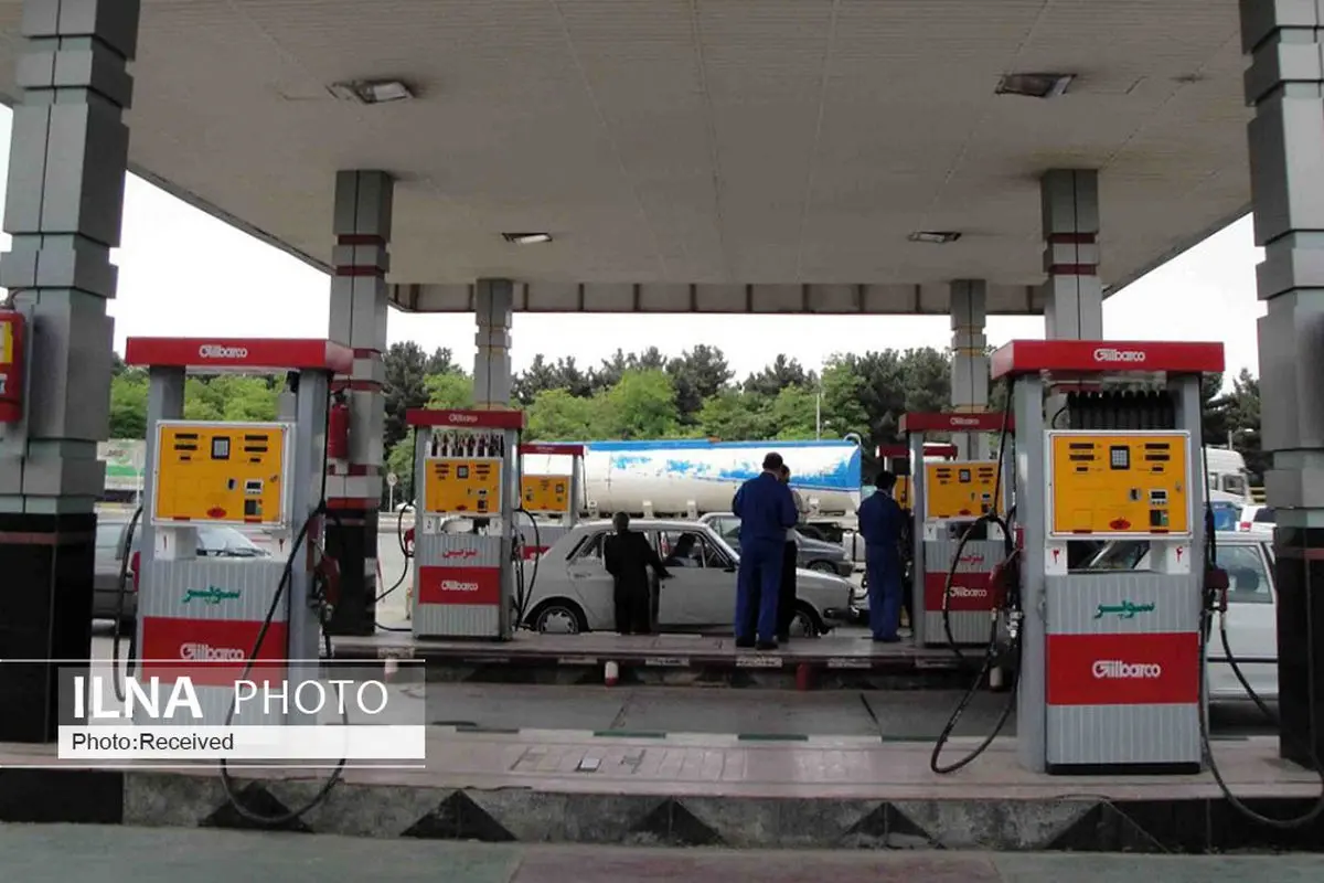 کل بنزین توزیعی در تهران با استاندارد یورو ۴
است/ توزیع روزانه ۲ میلیون و ۱۰۰ هزار  لیتر بنزین سوپر در کشور