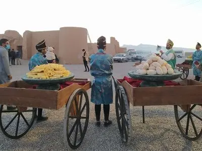 آغاز چهلمین جشنواره تئاتر فجر در کاروانسرایی ۴۰۰ ساله/ قول وزیر ارشاد: در چهار سال آینده شاهد ارتقای کمی و کیفی در تئاتر خواهید بود