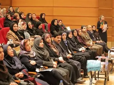 چهاردهمین همایش زنان کارآفرین، زندگی و کار در قزوین برگزار شد