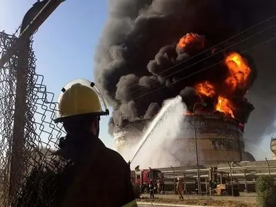 کشته و زخمی شدن ۹ کارگر در آتش‌سوزی پالایشگاه اربیل 