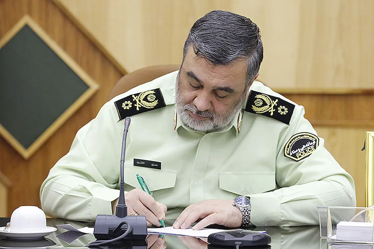پیام فرمانده کل انتظامی کشور به مناسبت گرامیداشت روز معلم