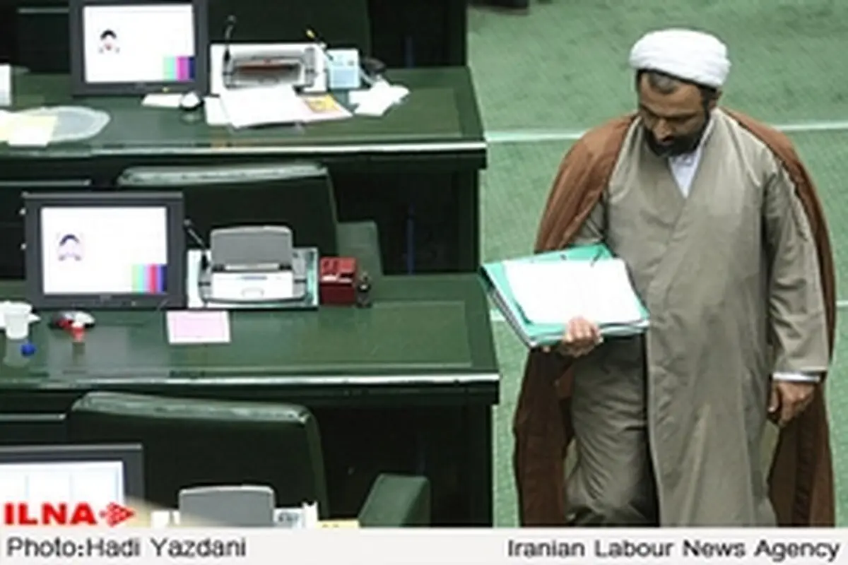 می‌خواهید رفراندوم برگزار کنید که آیا ناامیدی جامعه ادامه پیدا کند