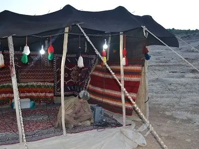 روشنایی، مهمان سیاه چادرهای عشایری می شود