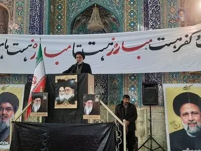 ملت بزرگ ایران با صلابت و استواری در صحنه خواهد ماند و راه عزت و استقلال را ادامه خواهند داد