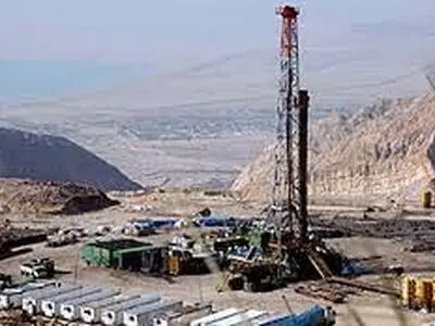  تفاهمنامه توسعه یکپارچه میدان مشترک نفتی آزادگان امضا می‌شود