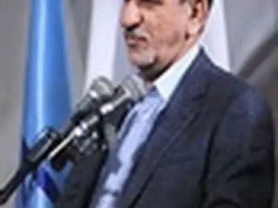 جهانگیری کارخانه کک سازی و قطران زرند را افتتاح کرد