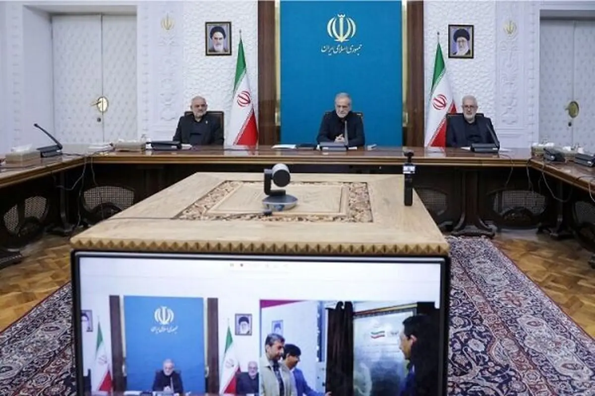فاز نخست نیروگاه خورشیدی ۶۰۰ مگاواتی فولاد مبارکه افتتاح شد
