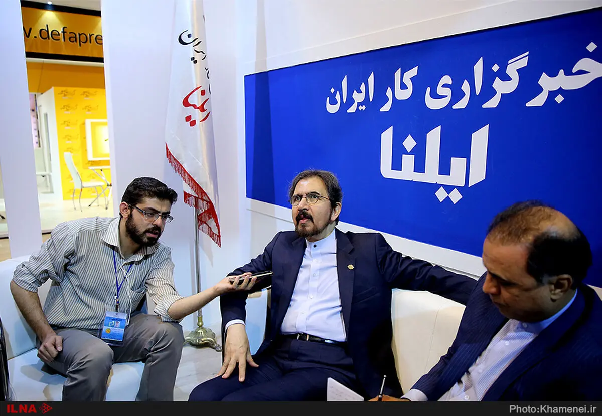 بازدید سخنگوی وزارت خارجه از غرفه ایلنا