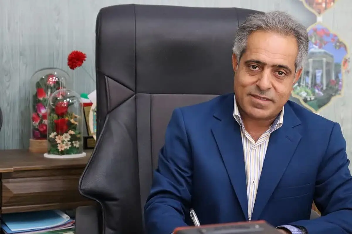 درخشش دانش‌آموزان ناحیه سه شیراز در جشنواره خوارزمی با ۵۲ رتبه استانی