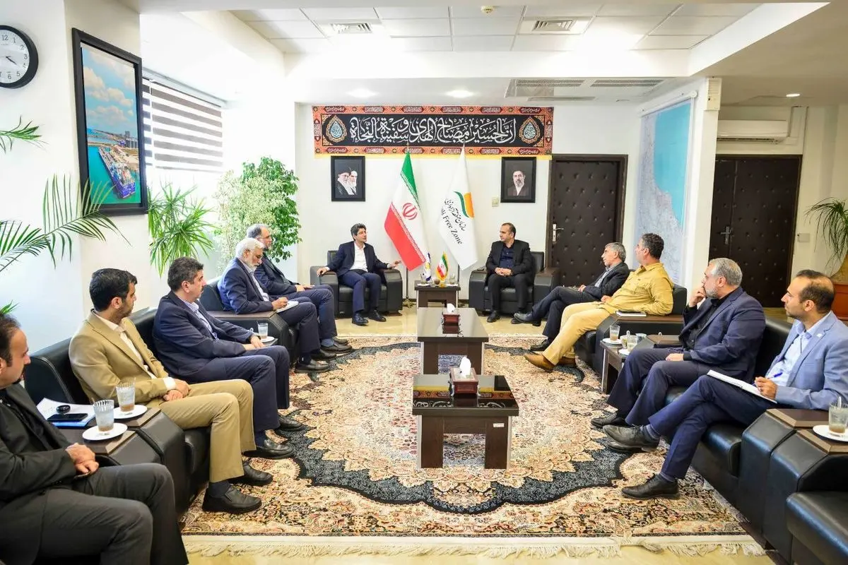 بررسی راهکارهای توسعه همکاری‌های منطقه آزاد انزلی و گروه کشتیرانی جمهوری اسلامی ایران