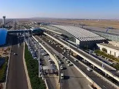 انعقاد قرارداد فاز ٢ شهر فرودگاهی با استفاده از منابع ملی بر اساس تصمیمات دولت قبل بود/ کار به کنسرسیوم داخلی و خارجی سپرده شد