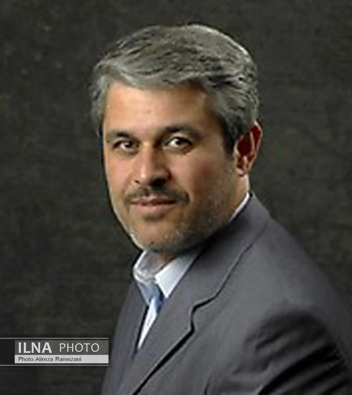 برای ساماندهی اقتصاد 10 سال زمان نیازاست/ رشد 30 درصدی نقدینگی به علت شفاف نبودن عملکرد مالی موسسات پولی