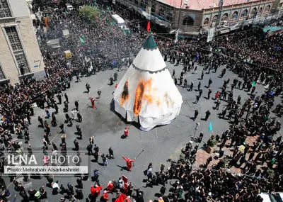 مراسم خیمه‌سوزان ظهر عاشورا در چهارراه گلوبندک تهران /2