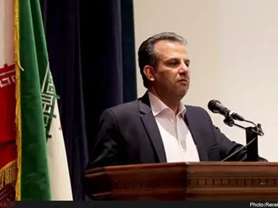 رسانه‌ها به شعار سال پایبند باشند