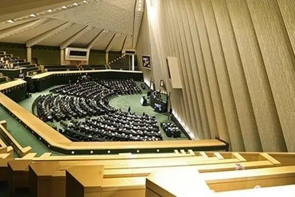 نواب مجلس الشورى الإسلامي في بیان.. الجهود الاستخباراتية المكثفة لحماية أرواح الشعب وممتلكاته سطّرت صفحة مُشرقة في تاریخ البلاد