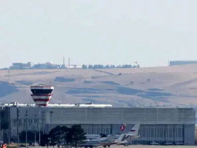 پرواز حامل رئیس ستاد ارتش و فرمانده نیروهای زمینی لیبی ناپدید شد