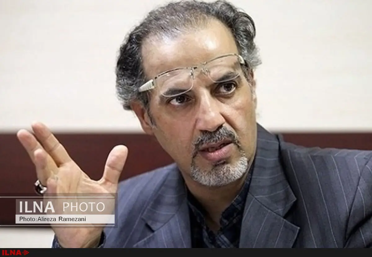 مطهرنیا: «قهر سیاسی» خروجی زبان بدن کلینتون و ترامپ/ پیروزی ترامپ دور از ذهن اما محتمل است