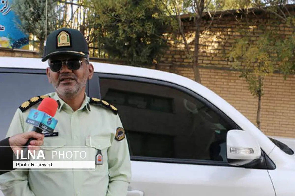 هزار و 858 ثوب البسه زمستانی قاچاق در قزوین کشف شد