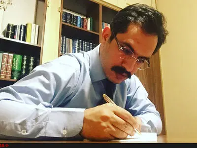 تحقق بخشیدن به حقوق ملت احتیاج به وکیل مستقل دارد