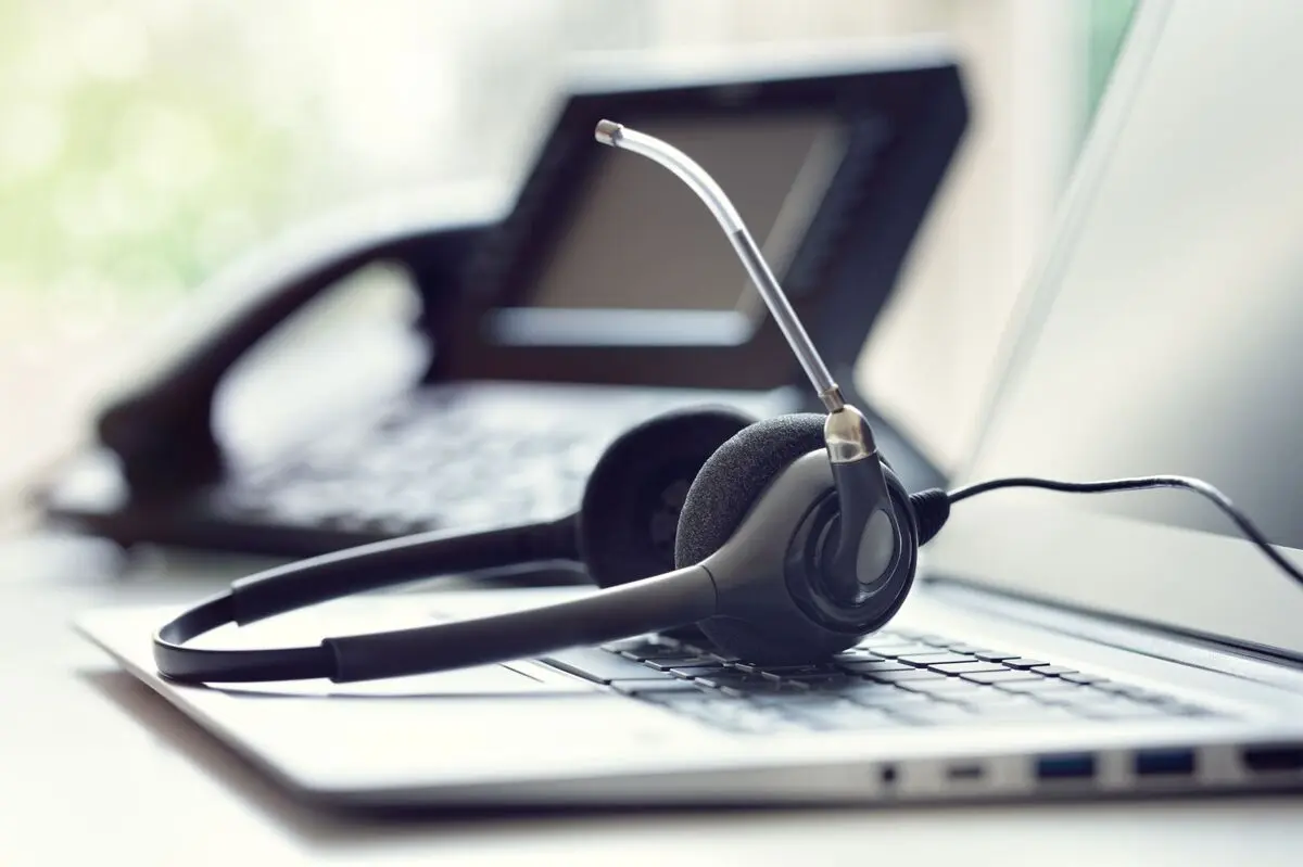 نرم افزار مرکز تماس ایرانی استفاده کنیم یا خارجی؟