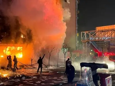 شهادت فرزند یک شهید با تیغ موکت بری در تجمعات