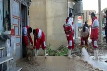 امدادگران چهارمحال و بختیاری به  ۱۲ نفر در حادثه آب‌گرفتگی ساختمان ادارات چلگرد امداد رسانی کردند