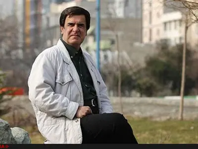 گفت‌وگوی فرزاد حسنی با سرهنگ داغ شد/ پیشنهاد عجیب علیفر درباره گزارش فوتبال