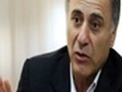 رحیمی: سید جلال حسینی پیشنهاد خارجی دارد / مشکل خلعتبری امروز حل می‌شود