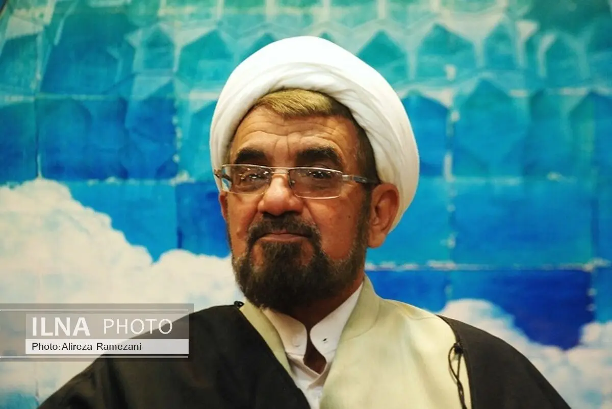 غبارروبی 100 مسجد آران و بیدگل برای استقبال از ماه رمضان