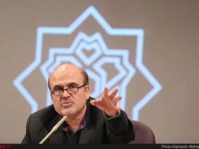 محیط دانشجویی امروز زنانه‌تر شده است/ جنبش دانشجویی با یک جرقه آغاز می‌شود