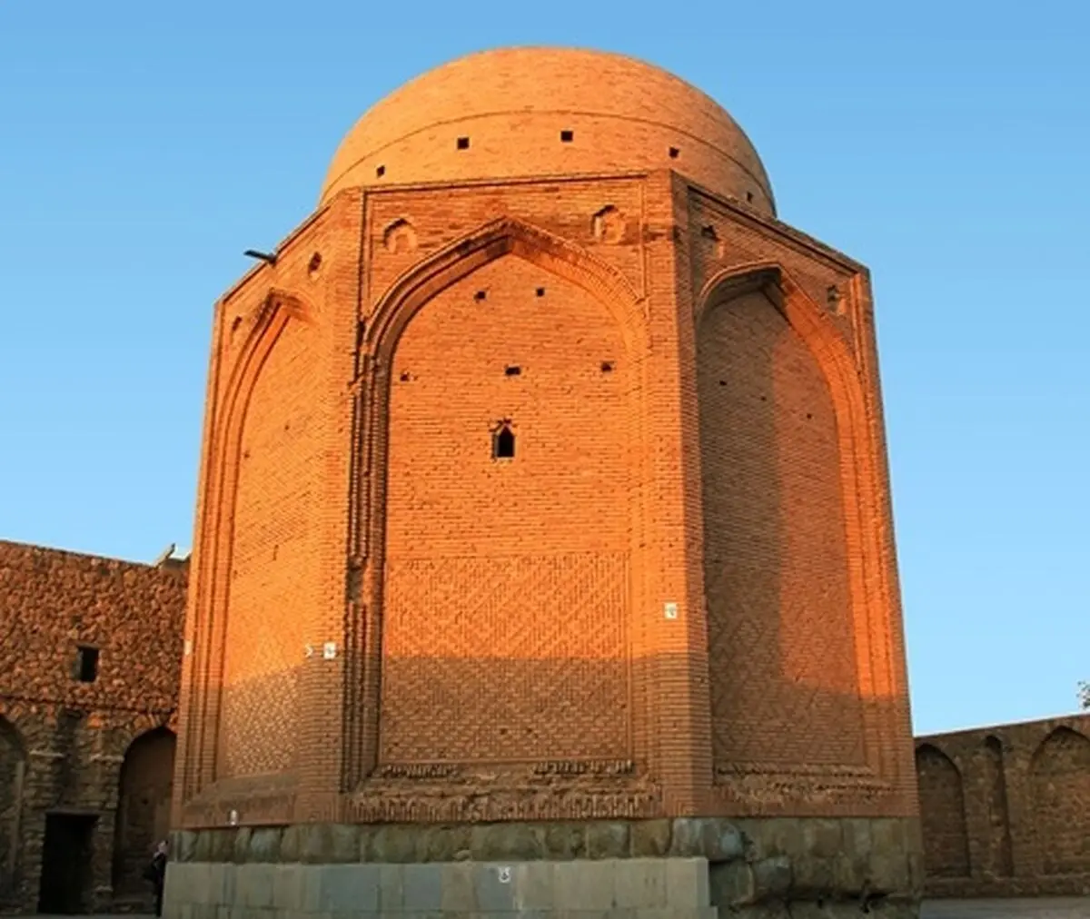 آغاز مرمت آرامگاه چلبی اوغلو در سلطانیه 