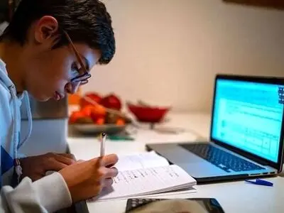 مجاز بودن استفاده از انواع پیام‌رسان‌های ایرانی برای آزمون‌های غیرحضوری