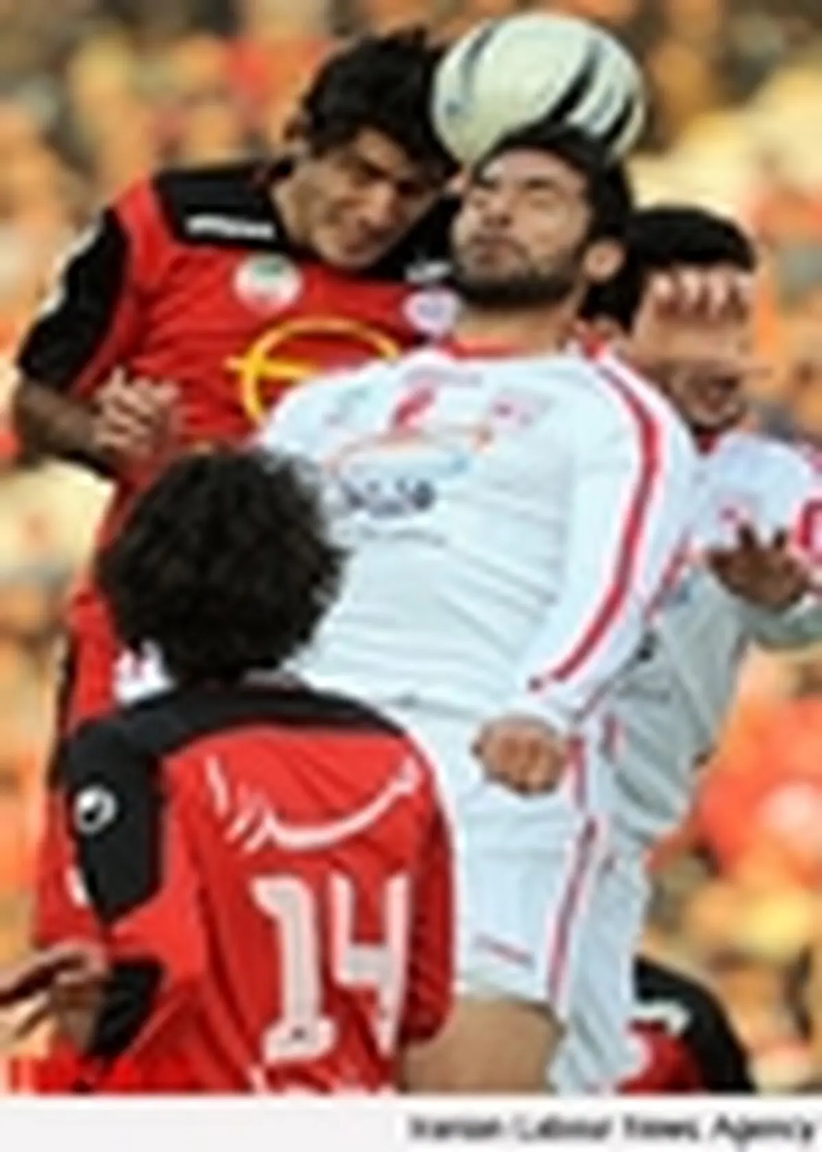 بلیت‌فروشی پرسپولیس–تراکتورسازی، فقط به صورت اینترنتی