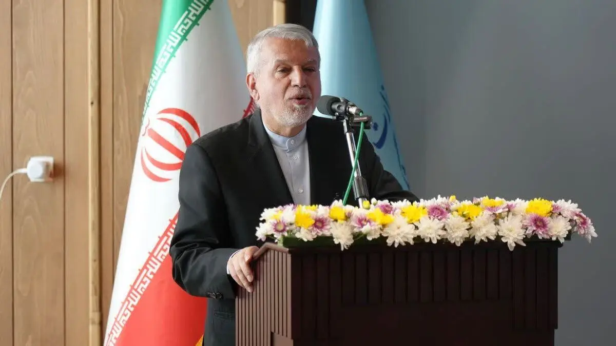 الیگودرز را یک قطب تمدنی می‌دانم 