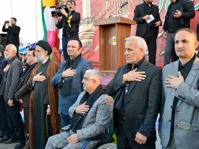 ندای لبیک یا حسین در تجمع بزرگ چند هزار نفری عاشوراییان  منطقه آزاد انزلی طنین انداز شد