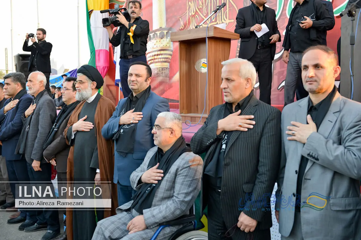 ندای لبیک یا حسین در تجمع بزرگ چند هزار نفری عاشوراییان  منطقه آزاد انزلی طنین انداز شد