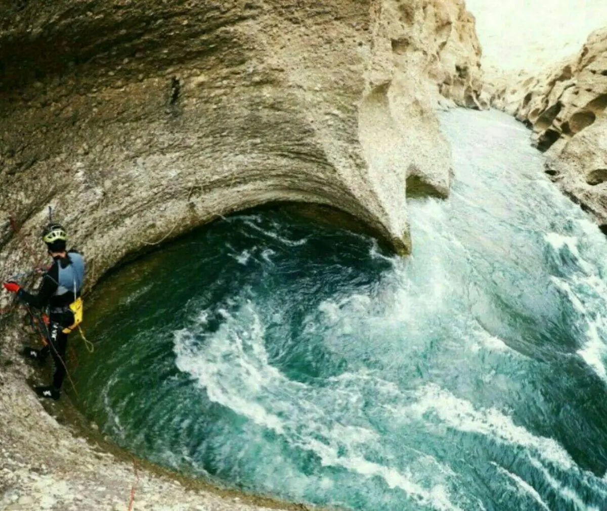 پیدا شدن آخرین مفقودی حادثه چال کندی غیرممکن است/ توقف جستجوها