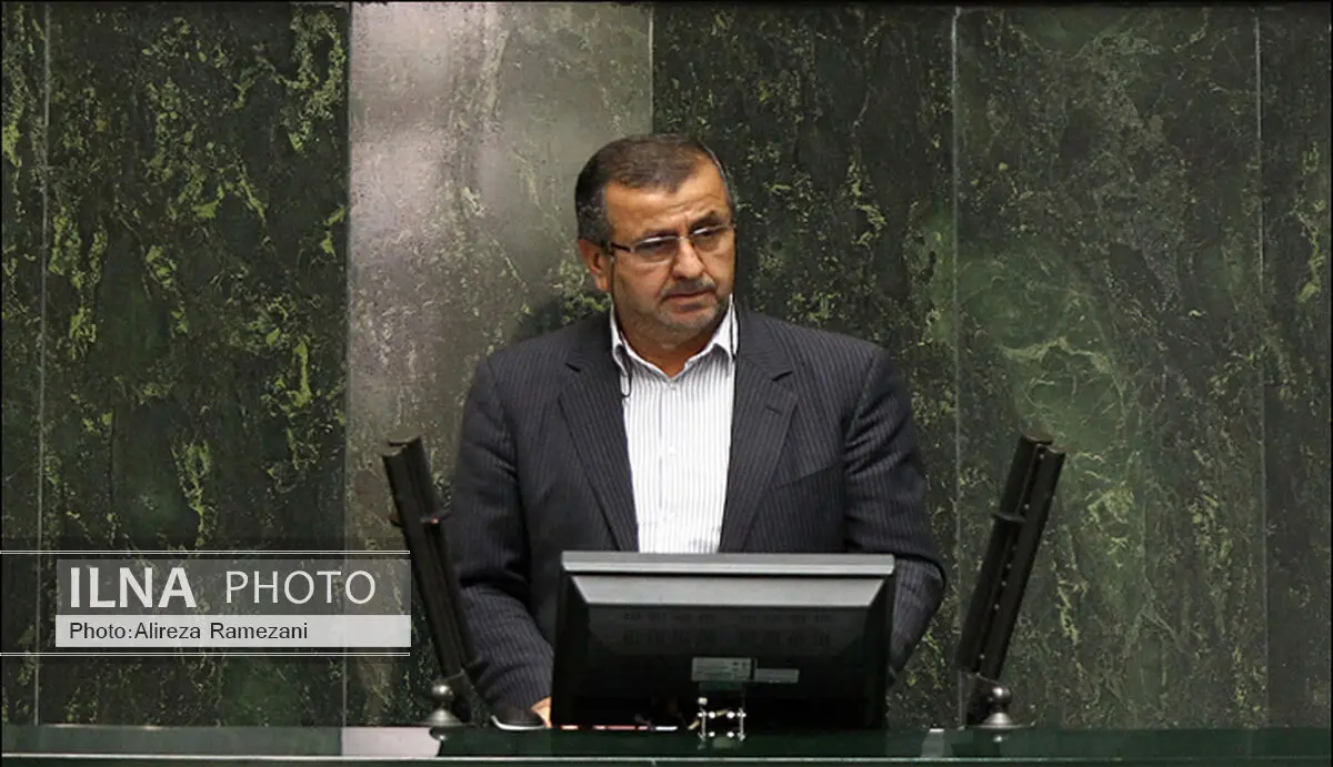سرمایه‌گذار را درگیر کاغذبازی و پاسکاری در ادارات کردیم